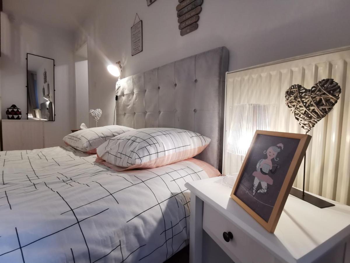 New Duplex De Charme Au Pied De La Cathedrale Carre D'Or Apartment Strasbourg Exterior photo